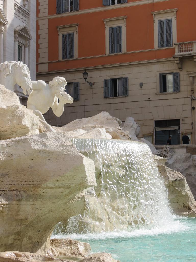Rome fontaine de trévi 1