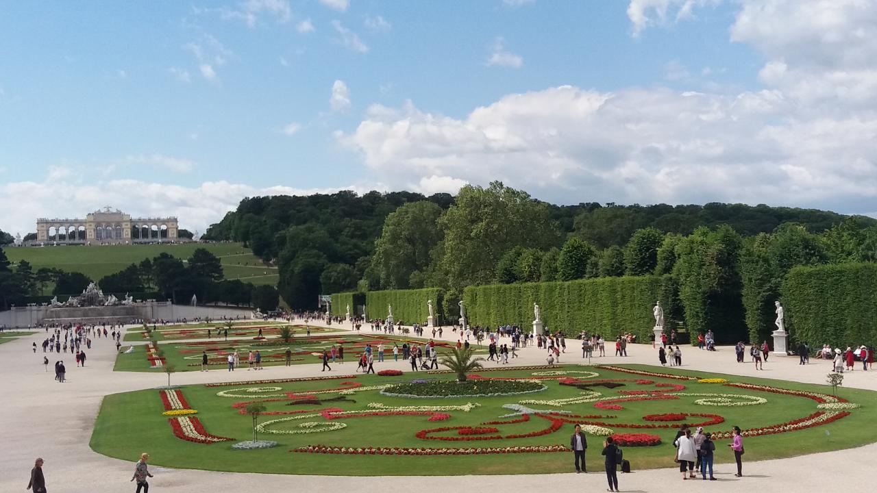 Schonbrunn