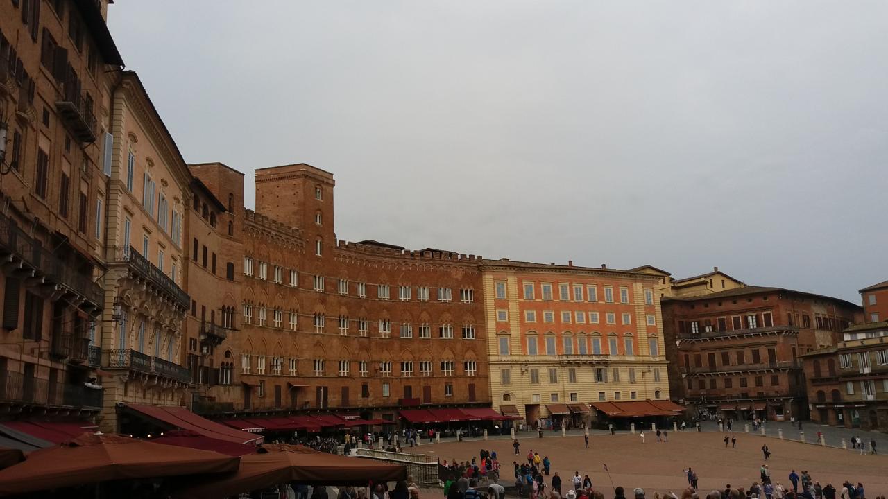 Sienne Piazza del Campo 1