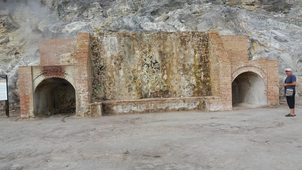 Solfatara Les Stufe Antiche  ulisés comme saunas